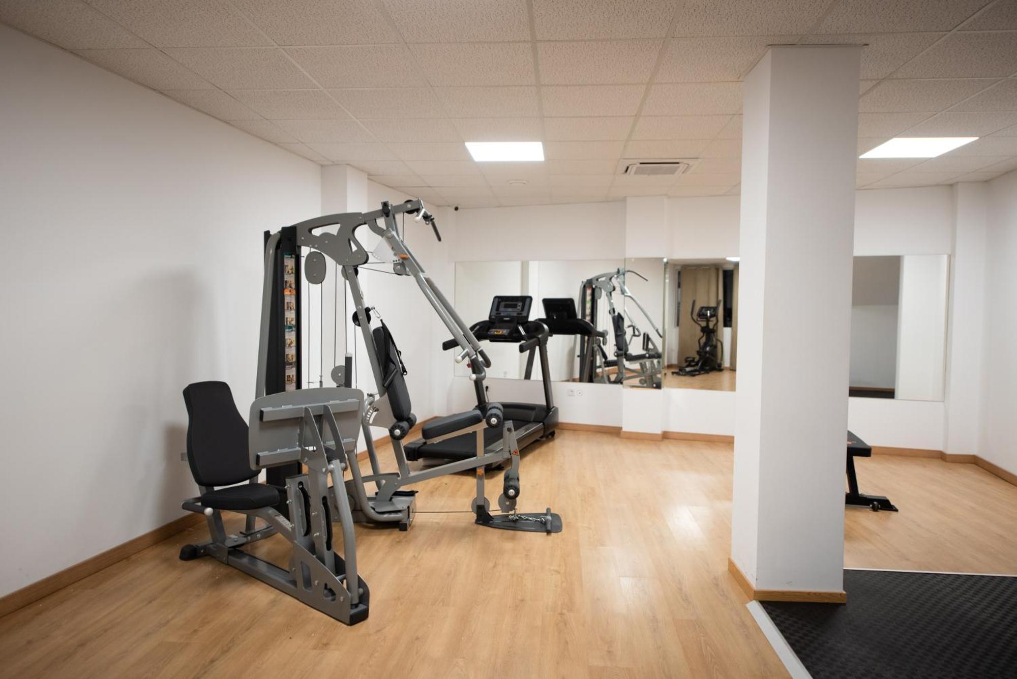 Apartamento Centrico La Merced 2 - Free Parking & Free Gym Apartment Malaga Exterior photo